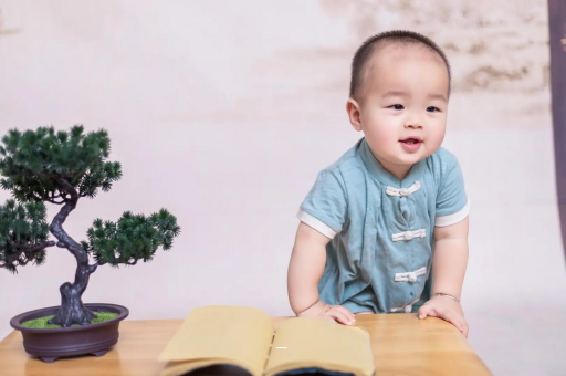 当阳六个月宝宝可以坐吗